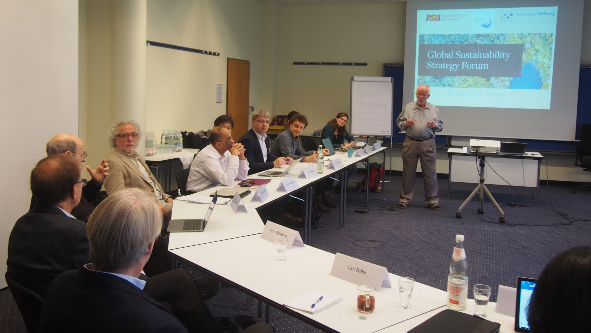 Sander van der Leeuw (Arizona State University) welcomes participants on the fourth day of the Global Sustainability Strategy Forum.